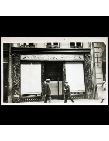 Worth, boutique du 7 rue de la Paix, Paris (circa 1910) Par le système avancé 