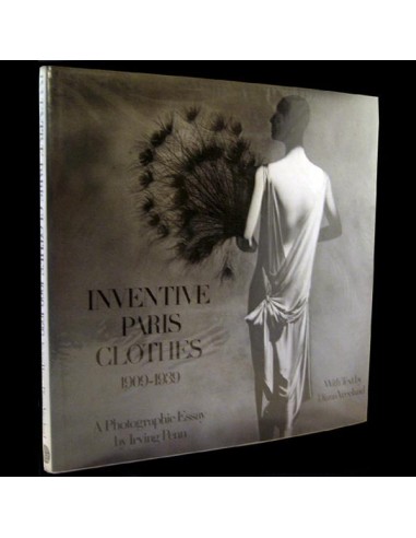 Vreeland - Inventive Paris Clothes 1909-1939, a Photographic Essay by Irving Penn, édition américaine (1977) du meilleur 